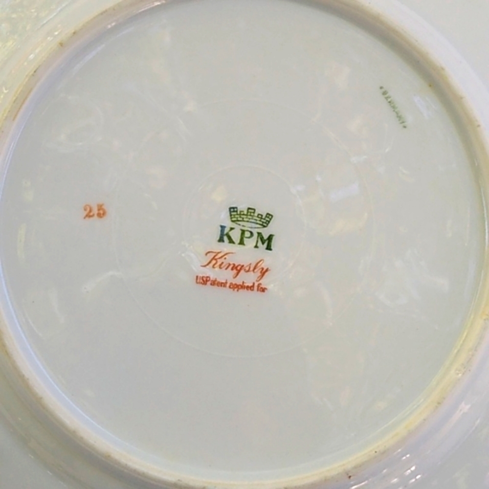 KPM - Vintage Discontinued Kingsley Pattern -7 1/2" Floral Plates - Picture 7 of 7